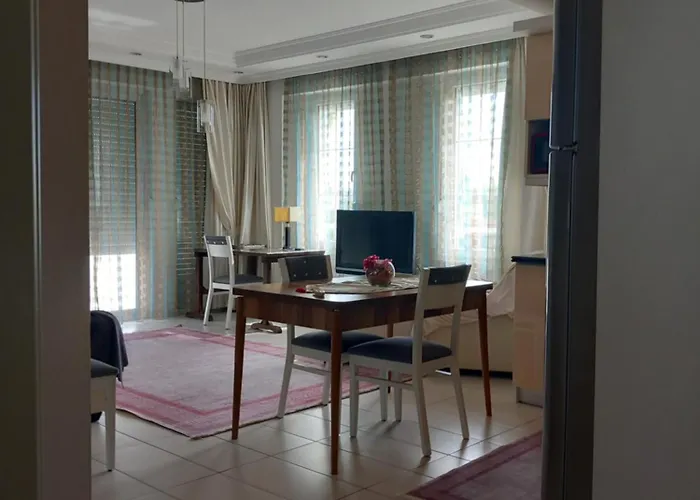 Confortable Avec Piscine Et Wifi Apartmán *