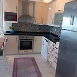 Confortable Avec Piscine Et Wifi דירה באלאק