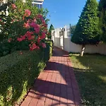 Confortable Avec Piscine Et Wifi * Μπέλεκ
